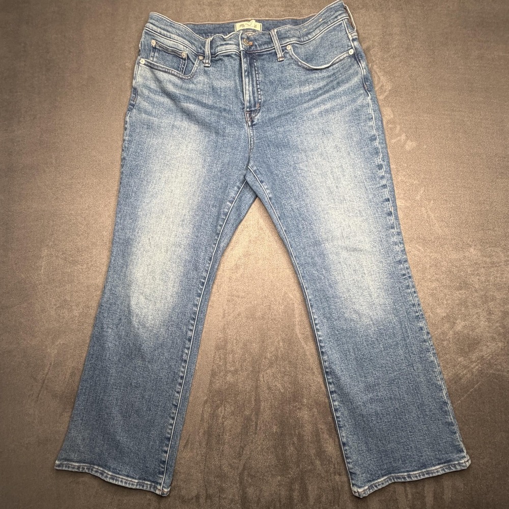 Madewell Mid-Rise Kick Out Jeans Womens 31 Blue Bootcut Denim Pants Medium Wash